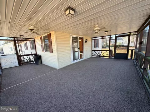 Exterior - 31461 Hope St, Ocean View, DE 19970 photo 3 of 3