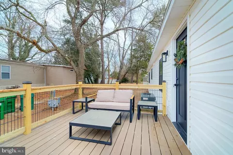 34017 Pinewood Rd, Lewes, DE 19958