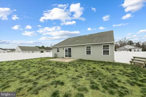 Exterior - 18315 Patchwork Dr, Milford, DE 19963 photo 2 of 4