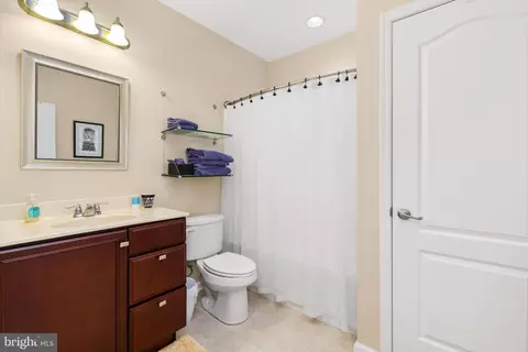 Bath - 35224 Seaport Loop, Lewes, DE 19958 photo 2 of 2