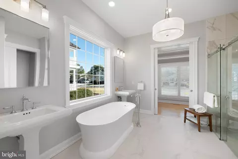 Bath - 403 Canal Way E, Bethany Beach, DE 19930 photo 1 of 6