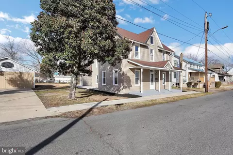 Exterior - 110 E Kings St, Seaford, DE 19973 photo 1 of 3