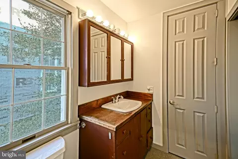Bath - 210 E Market St, Lewes, DE 19958 photo 2 of 2