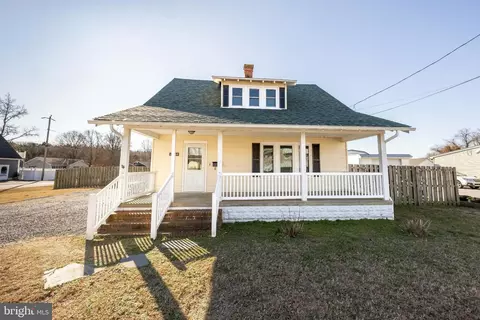 Exterior - 10954 E 4th St, Laurel, DE 19956 photo 2 of 15