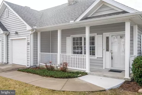 14 Mulberry St, Georgetown, DE 19947