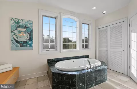 Bath - 22 Farview Rd, Rehoboth Beach, DE 19971 photo 4 of 8