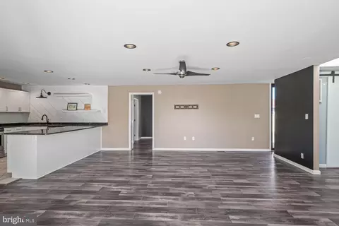 Living - 36438 Smith Dr, Ocean View, DE 19970 photo 1 of 7