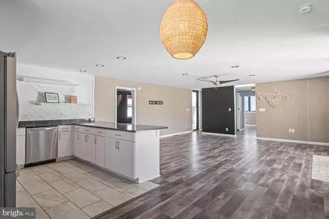Living - 36438 Smith Dr, Ocean View, DE 19970 photo 6 of 7