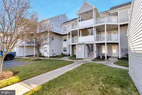 30380 Crowley Dr #411, Ocean View, DE 19970