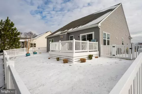 Exterior - 33010 Ogre Dr, Ocean View, DE 19970 photo 5 of 6