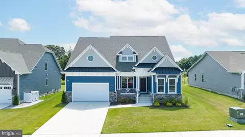 30256 Snug Berth Dr, Lewes, DE 19958