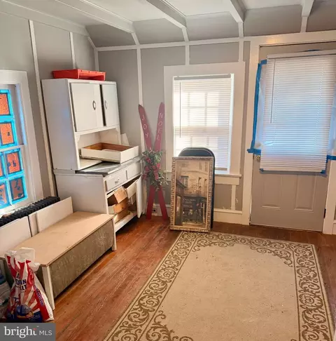 Entry Way - 216 W 8th St, Laurel, DE 19956 photo 1 of 3