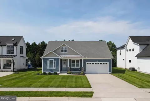 16454 Four Leaf Dr, Lewes, DE 19958