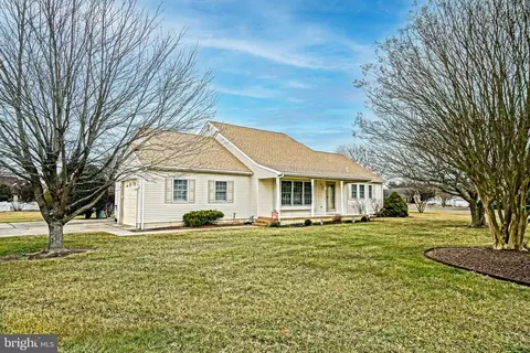 6 Arnell Dr, Rehoboth Beach, DE 19971