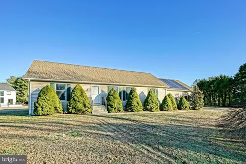 3 Huckleberry Ln, Harbeson, DE 19951