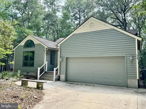 23735 Woods Dr, Lewes, DE 19958