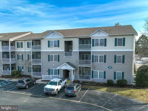 200 Pebble Dr #207, Rehoboth Beach, DE 19971