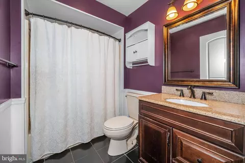 Bath - 31536 White St, Laurel, DE 19956 photo 2 of 4