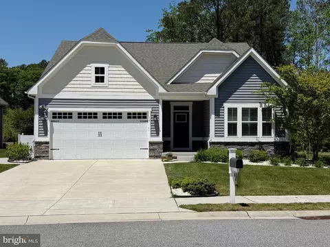 16 Thornton Dr, Ocean View, DE 19970