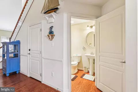 Entry Way - 36403 Junco Rd #211B, Ocean View, DE 19970 photo 3 of 9