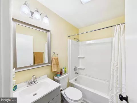 Bath - 10181 Marvil Dr, Laurel, DE 19956 photo 1 of 2