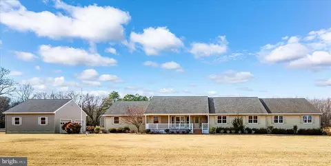 32271 West Rd, Frankford, DE 19945