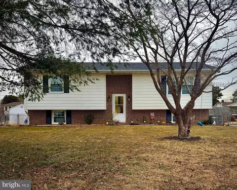 639 Hammond Dr, Milford, DE 19963