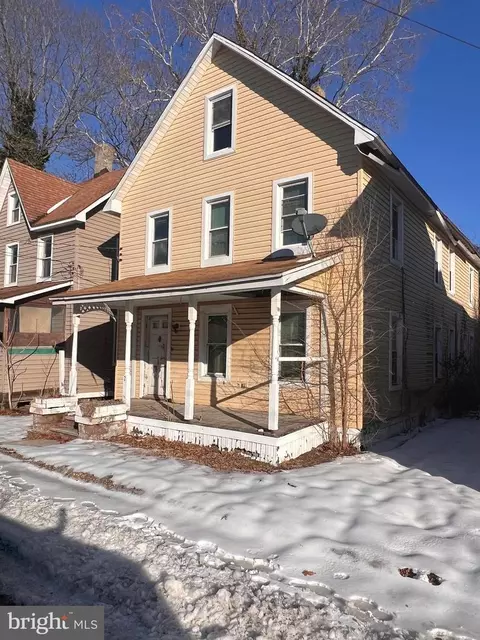 223 W 7th St, Laurel, DE 19956