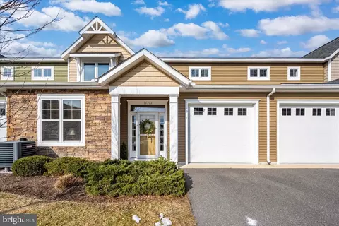 36302 Charleston Dr, Selbyville, DE 19975