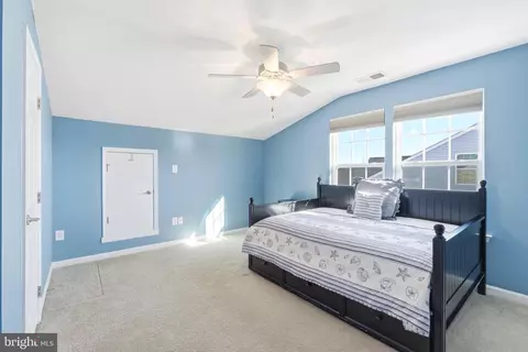 Bedroom - 43 Fairway Dr, Ocean View, DE 19970 photo 4 of 6