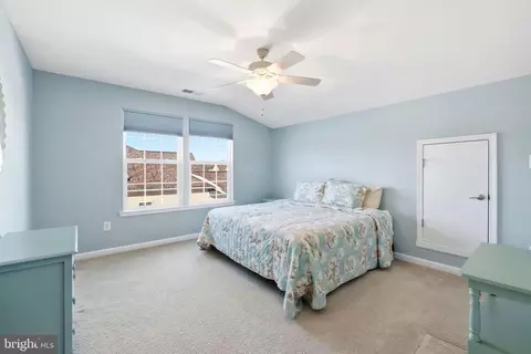 Bedroom - 43 Fairway Dr, Ocean View, DE 19970 photo 6 of 6