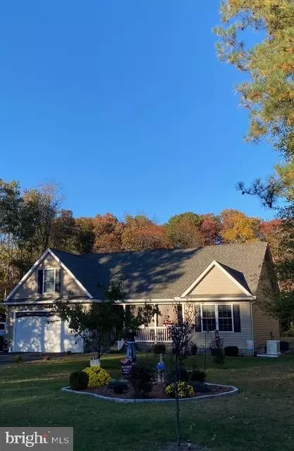 6503 Pleasant Dr, Laurel, DE 19956 photo 2