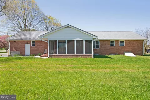Exterior - 26854 Broadkill Rd, Milton, DE 19968 photo 7 of 12