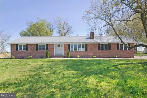 Exterior - 26854 Broadkill Rd, Milton, DE 19968 photo 3 of 12