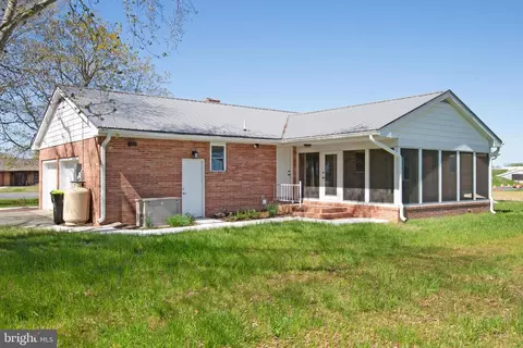 Exterior - 26854 Broadkill Rd, Milton, DE 19968 photo 8 of 12