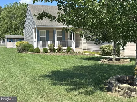 Exterior - 113 Meadow Dr, Seaford, DE 19973 photo 2 of 4