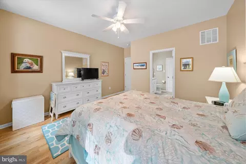 Bedroom - 34497 Spring Brook Ave, Lewes, DE 19958 photo 2 of 4