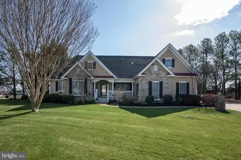 Exterior - 33100 Grape Vine Ct, Lewes, DE 19958 photo 2 of 12