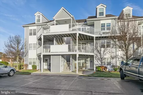 30381 Crowley Dr #318, Ocean View, DE 19970