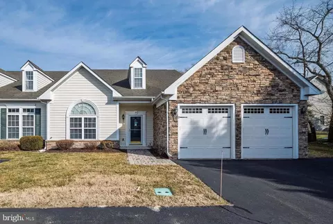 9 Blue Stream Ln, Millville, DE 19967