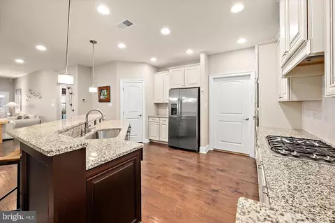 Kitchen - 26409 Kingfisher Rd, Ocean View, DE 19970 photo 4 of 6