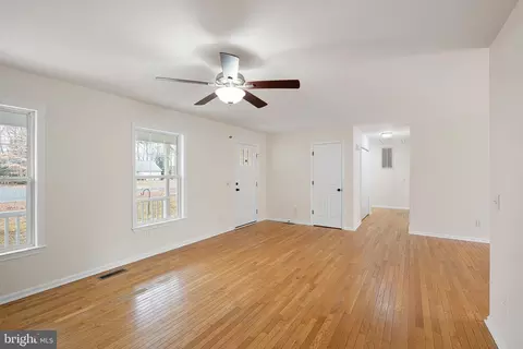 Living - 14320 Shiloh Way, Laurel, DE 19956 photo 2 of 3