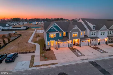 266 Exeter St, Ocean View, DE 19970