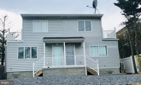 27 New Orleans St #B, Dewey Beach, DE 19971