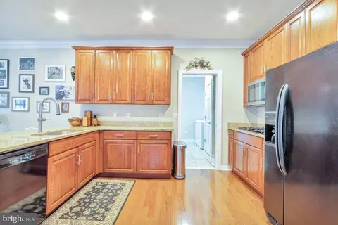 Kitchen - 74 Cinder Way, Georgetown, DE 19947 photo 2 of 5