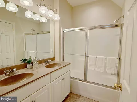 Bath - 176 October Glory Ave, Ocean View, DE 19970 photo 2 of 4
