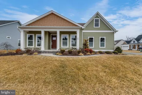 16471 Four Leaf Dr, Lewes, DE 19958