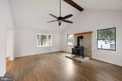 Living - 24 Ancient Oak Dr, Lewes, DE 19958 photo 5 of 5