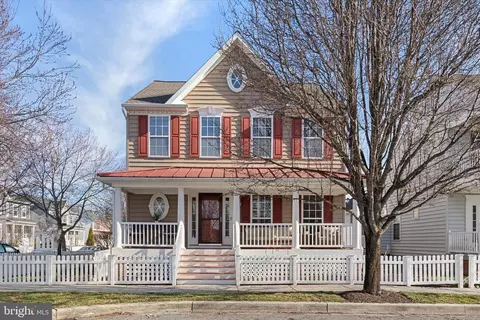 Exterior - 301 Adelaide Dr, Milton, DE 19968 photo 2 of 18