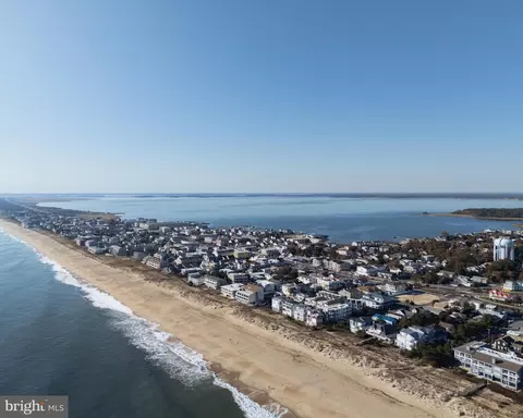 1 Read St #114B, Dewey Beach, DE 19971